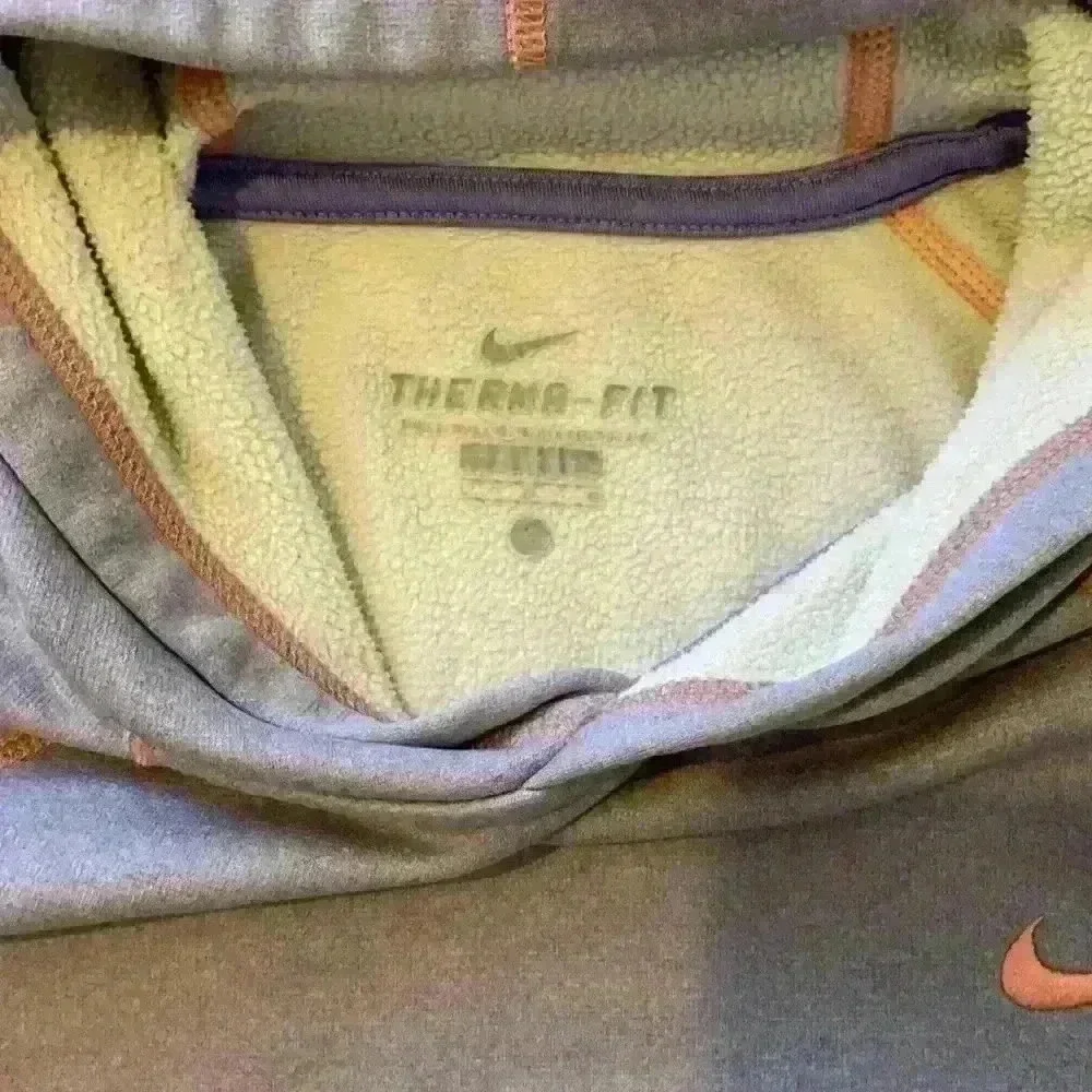 Nike sweatshirt